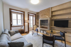 Rustic Flat at Lisbon's Heart
